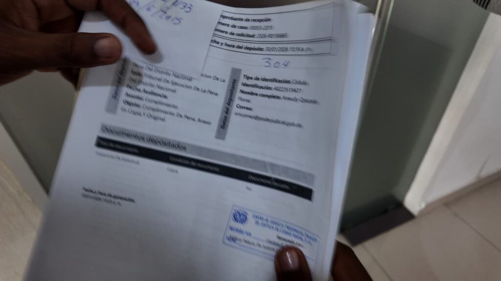 Ciudadano denuncia más de siete años con impedimento de salida sin resolver tras caso con la DNCD | 3 | Ciudadano denuncia más de siete años con impedimento de salida sin resolver tras caso con la DNCD - Noticias de hoy en República Dominicana | De Último Minuto