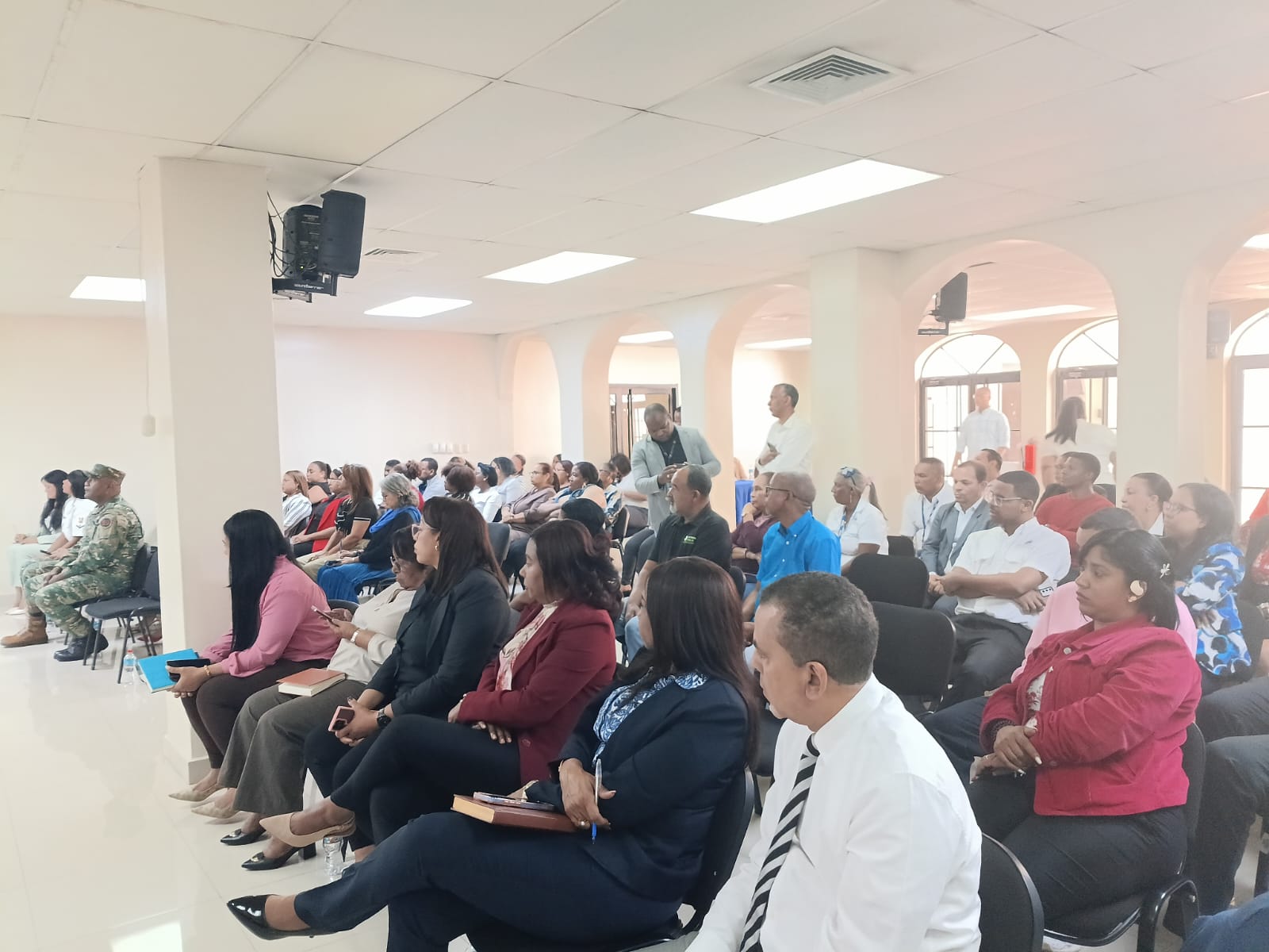 INAVI capacita a su personal sobre seguridad laboral y manejo institucional