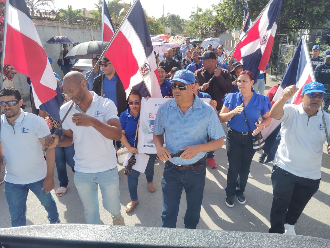 Profesores marchan en Arenoso en reclamo de mejoras laborales y condiciones escolares