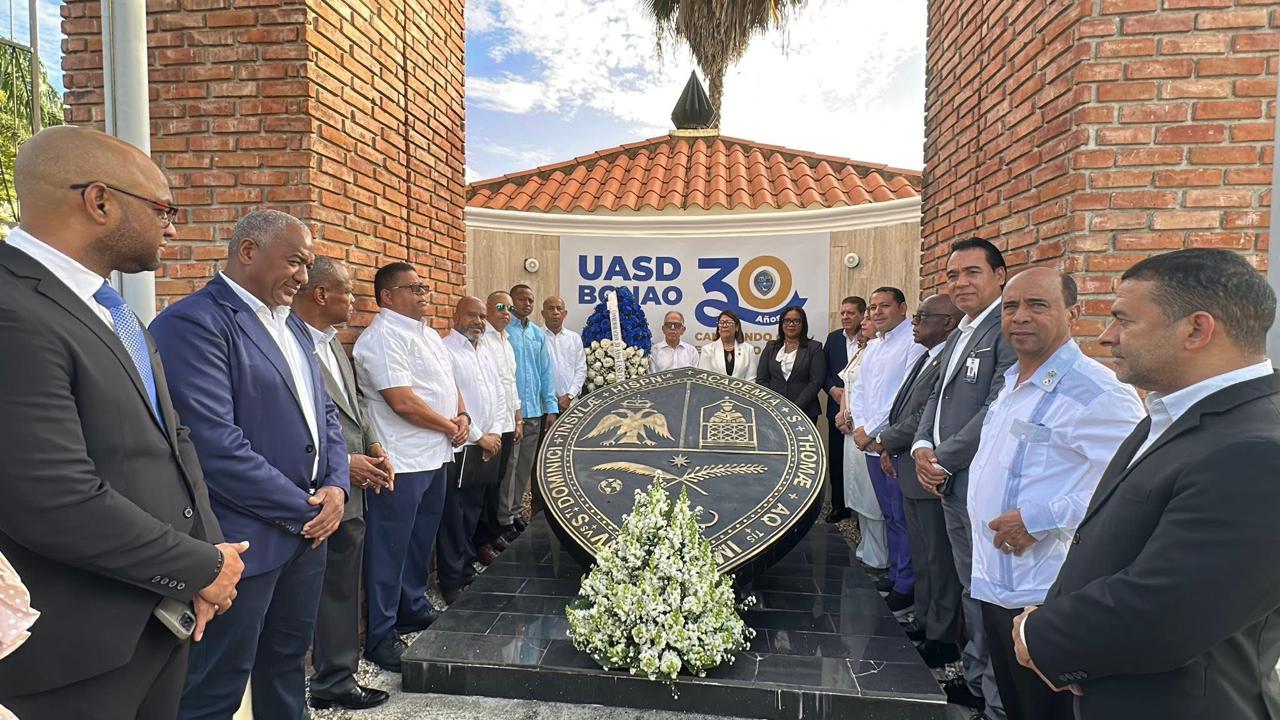 UASD Centro Bonao celebra por todo lo alto su 30 aniversario con emotiva jornada institucional