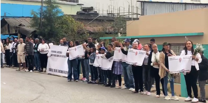 Marcha en Tireo por justicia a dos meses de horrendo crimen | 2 | Marcha en Tireo por justicia a dos meses de horrendo crimen - Noticias de hoy en República Dominicana | De Último Minuto