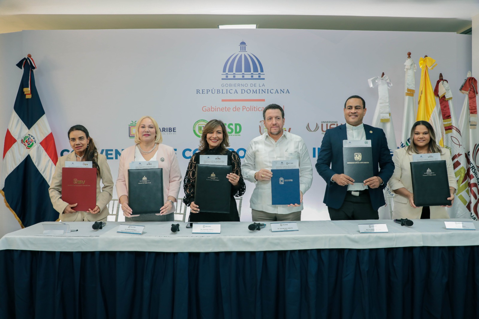 Gabinete de Política Social firma acuerdos con cuatro universidades para pasantías y formación de jóvenes