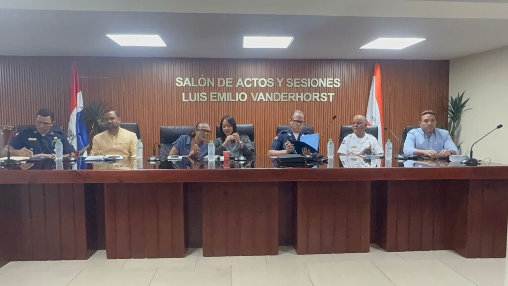 Ministra de Interior y Policía encabeza reunión de seguridad por Semana Santa 2026 en Las Terrenas, Samaná | 2 | Ministra de Interior y Policía encabeza reunión de seguridad por Semana Santa 2026 en Las Terrenas, Samaná - Noticias de hoy en República Dominicana | De Último Minuto