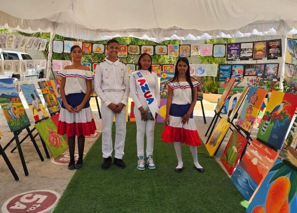 Distrito Educativo 03-01 de Azua celebra gala artística estudiantil | 2 | Distrito Educativo 03-01 de Azua celebra gala artística estudiantil - Noticias de hoy en República Dominicana | De Último Minuto