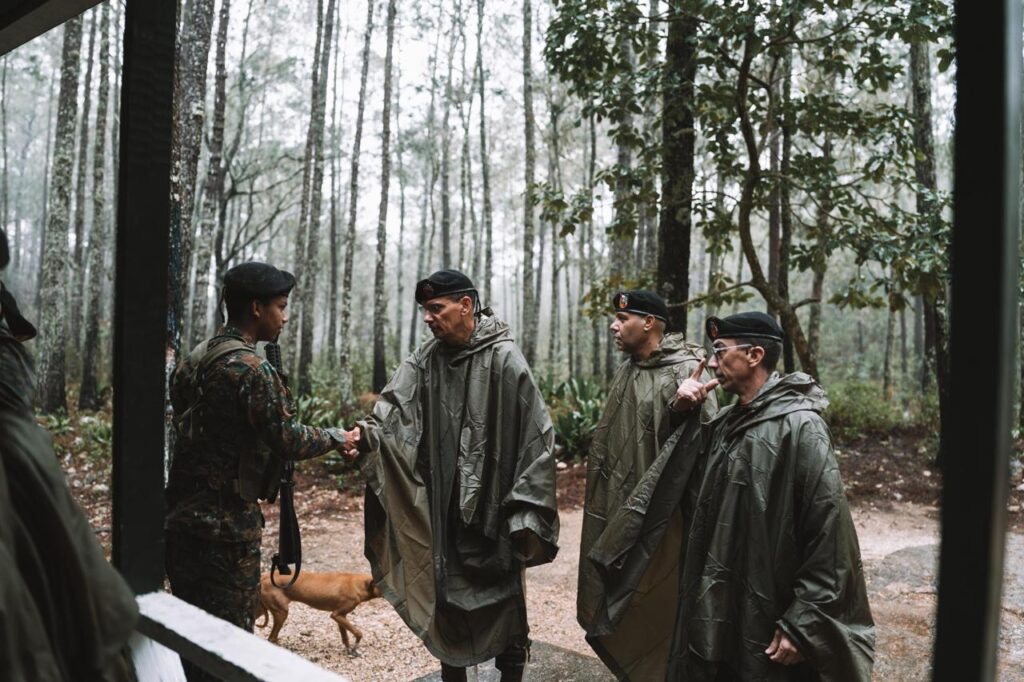 Comandante del Ejército recorre frontera sur; visita destacamentos y puestos fronterizos en Pedernales e Independencia | 3 | Comandante del Ejército recorre frontera sur; visita destacamentos y puestos fronterizos en Pedernales e Independencia - Noticias de hoy en República Dominicana | De Último Minuto