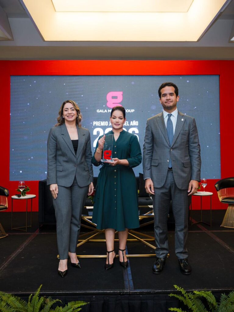 GALA Media Group reconoce a jóvenes líderes en la XIV edición del Premio Joven del Año 2026 - Noticias de hoy en República Dominicana | De Último Minuto