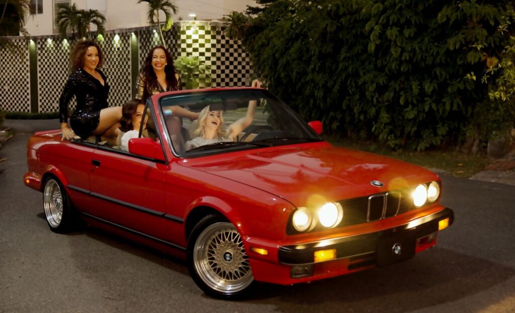 Michell Flores lanza el video oficial de “Celoso 2.0”, el clásico merengue que renace para nuevas generaciones - Noticias de hoy en República Dominicana | De Último Minuto