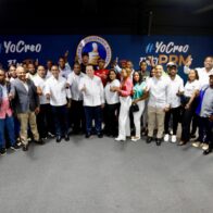 PRM juramenta al ex presidente del PLD en el Distrito Municipal Los Botados, Monte Plata, Genaro Severino