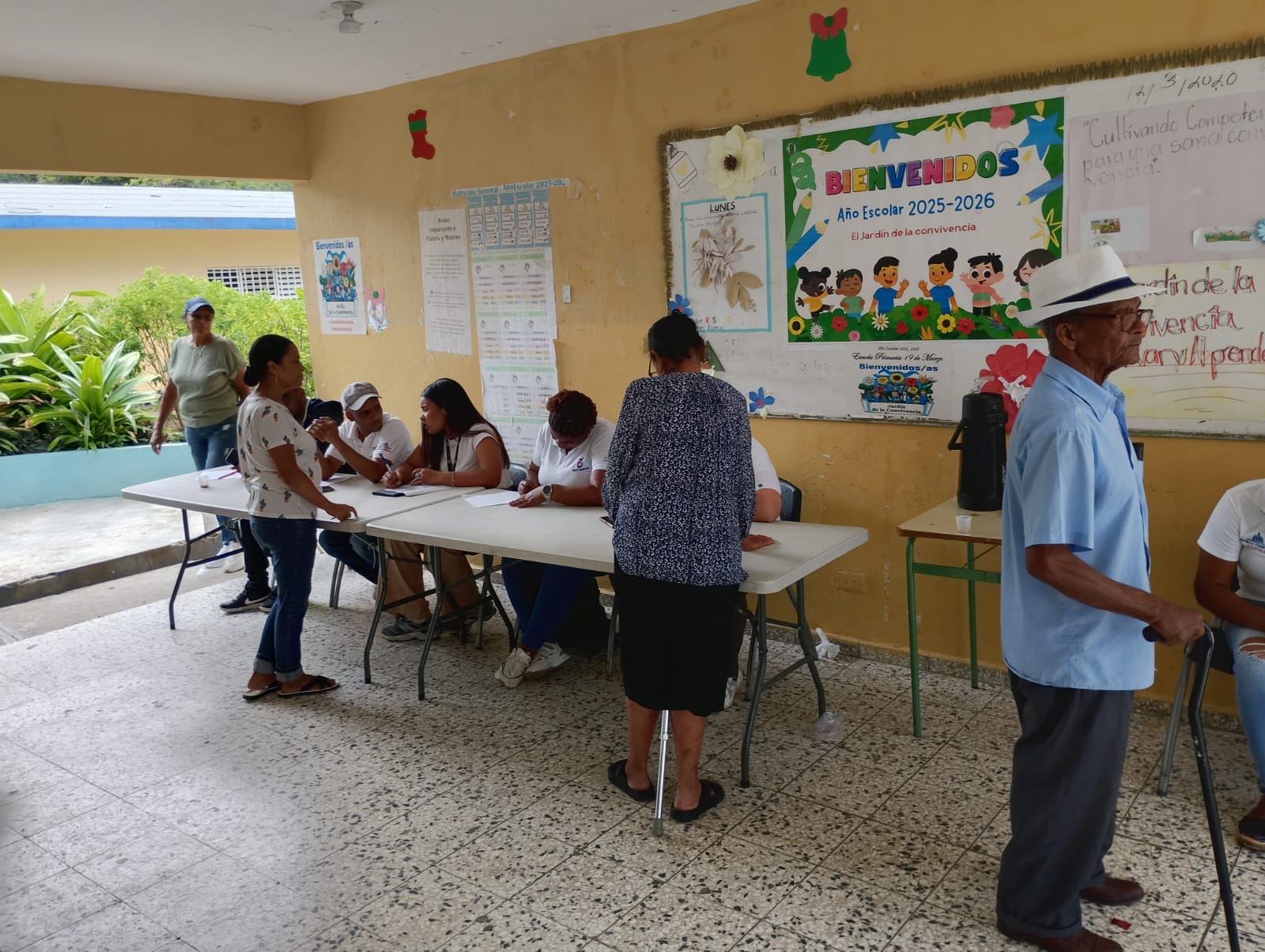 Gobierno realiza operativo social en Peralta con asistencia médica y alimentaria
