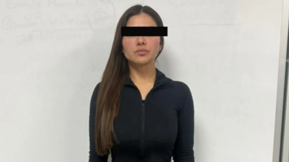 Capturan a mujer por extorsionar a amante de su esposo en México; le pedía 300 mil pesos