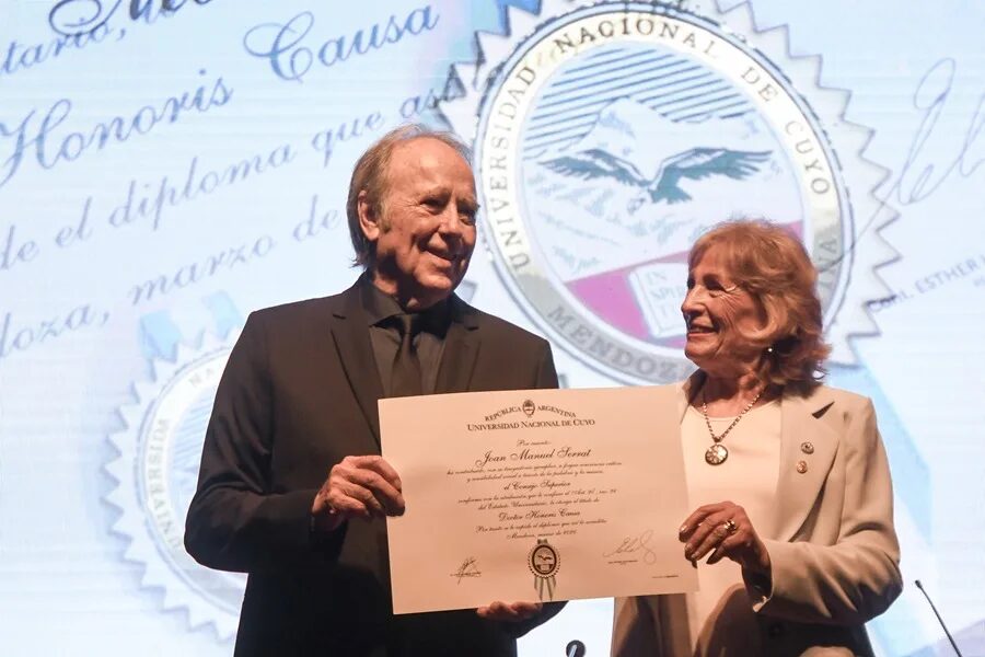 Universidad argentina le otorga un doctorado honoris causa a Joan Manuel Serrat | 2 | Universidad argentina le otorga un doctorado honoris causa a Joan Manuel Serrat - Noticias de hoy en República Dominicana | De Último Minuto