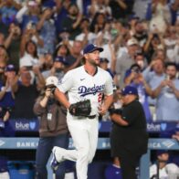 Clayton Kershaw regresa a los Dodgers como asistente especial tras su retiro - Noticias de hoy en República Dominicana | De Último Minuto