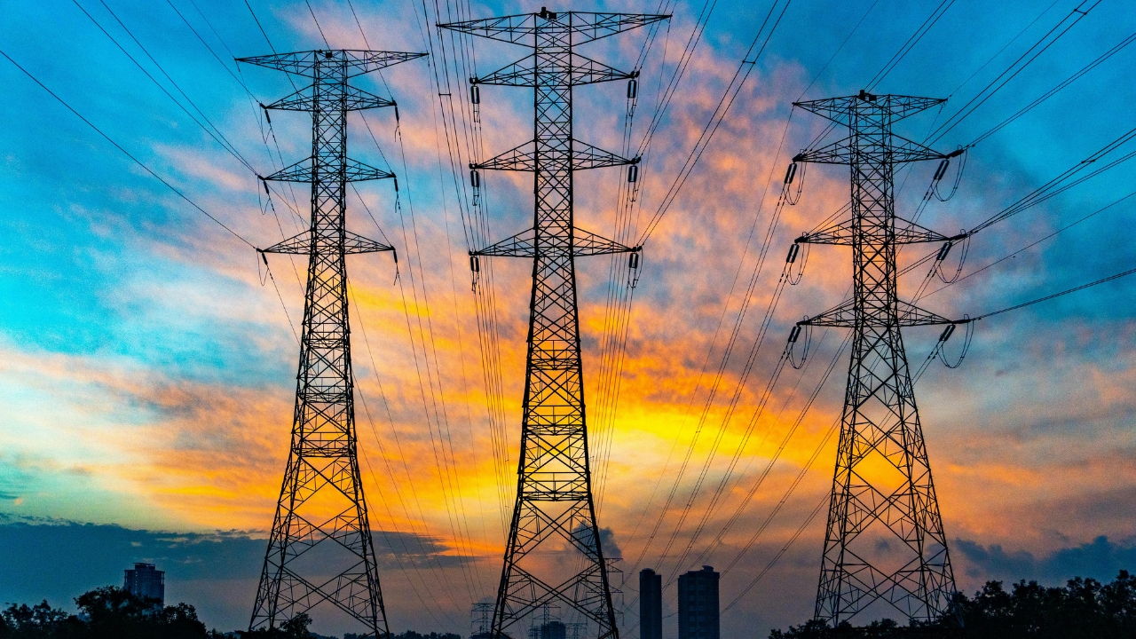 Interrupciones eléctricas afectarán sectores del DN y comunidades de San Pedro de Macorís este fin de semana