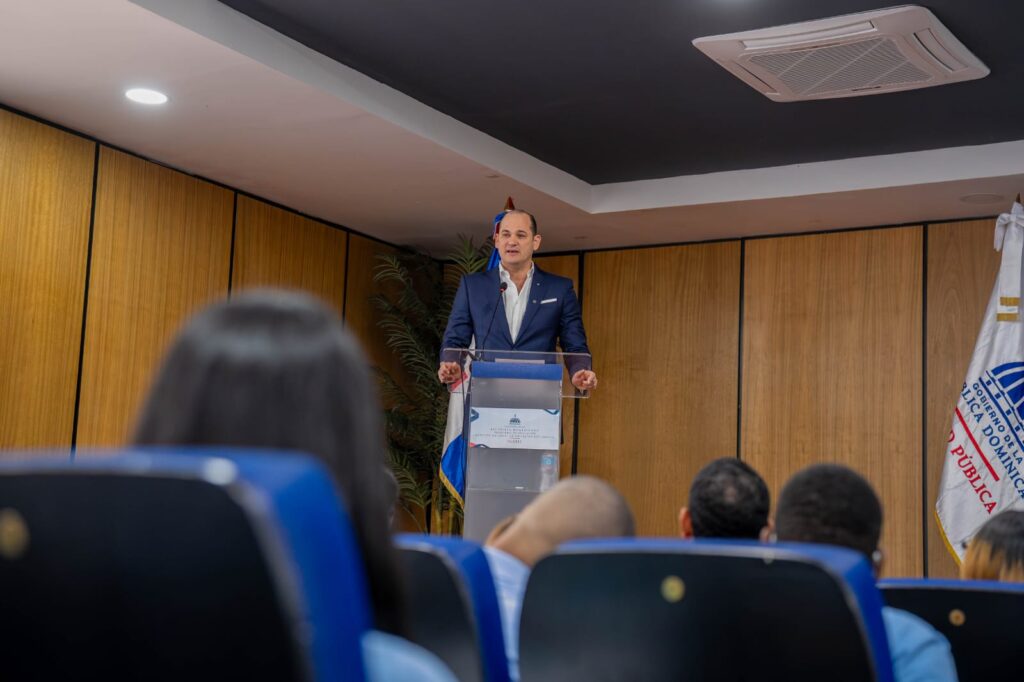 Gobierno lanza Jornada Nacional de Desparasitación Escolar 2026 para beneficiar a más de 1.8 millones de estudiantes - Noticias de hoy en República Dominicana | De Último Minuto