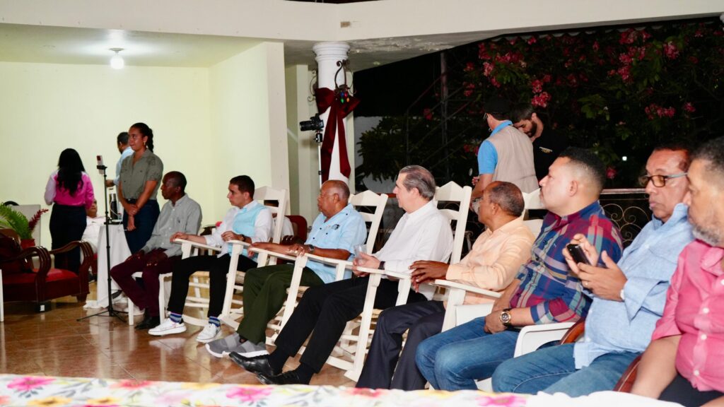 Francisco Javier pide atender reclamos de enfermeras - Noticias de hoy en República Dominicana | De Último Minuto