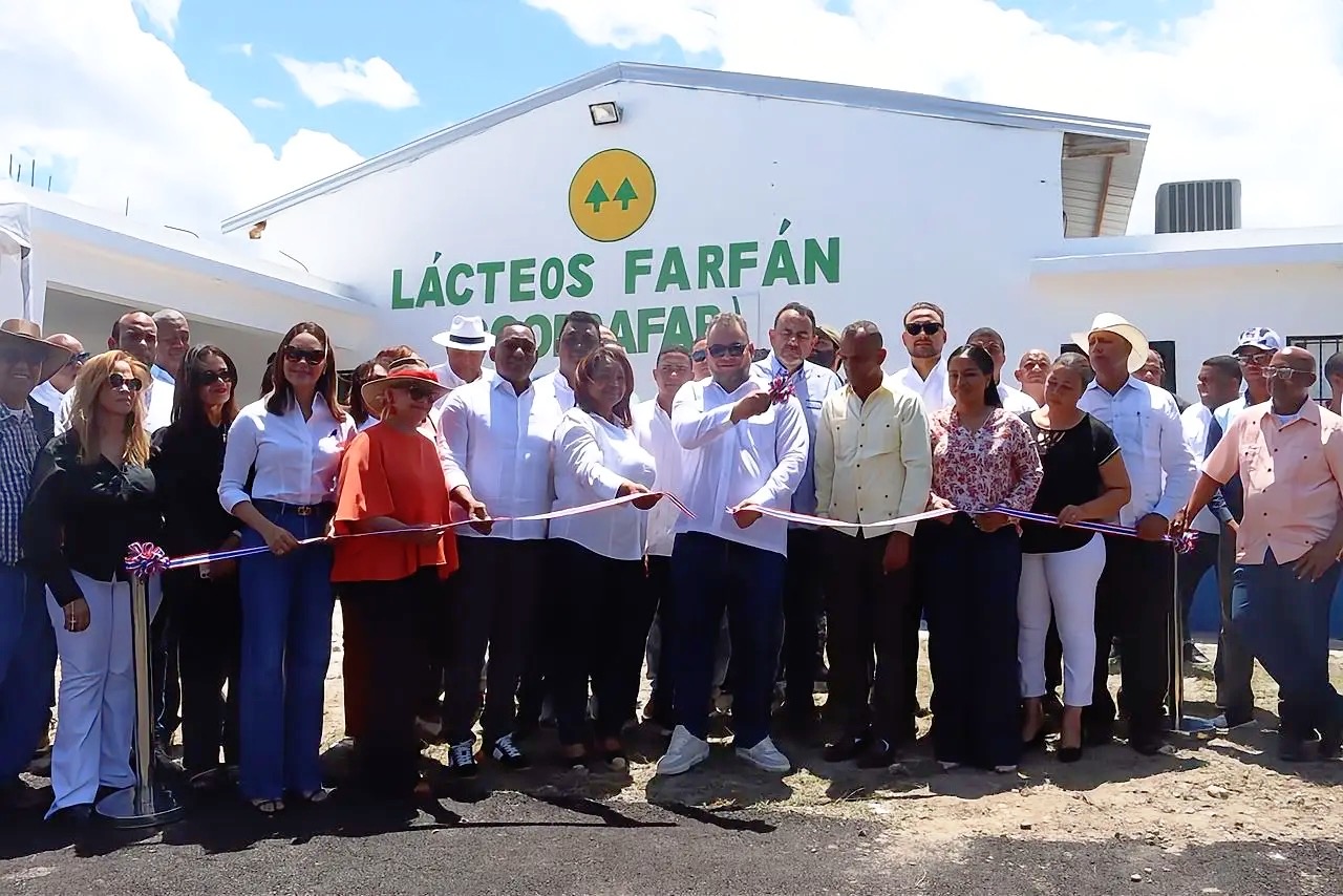 FEDA pone en marcha planta de procesamiento de lácteos en Las Matas de Farfán - Noticias de hoy en República Dominicana | De Último Minuto