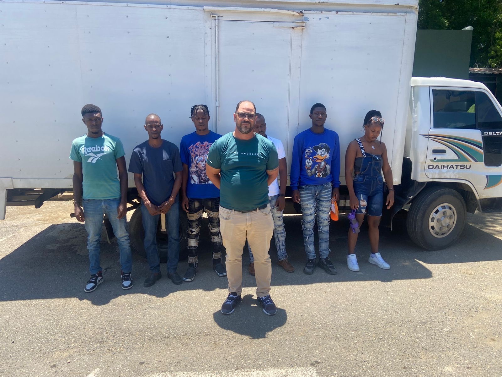 Ejército intercepta camión con indocumentados en Mao, Valverde