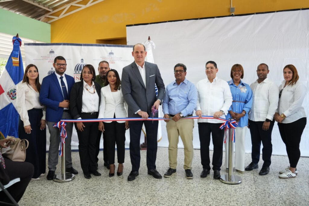 INABIE inaugura módulo de salud bucal que beneficiará a más de 51,000 estudiantes en Los Alcarrizos - Noticias de hoy en República Dominicana | De Último Minuto