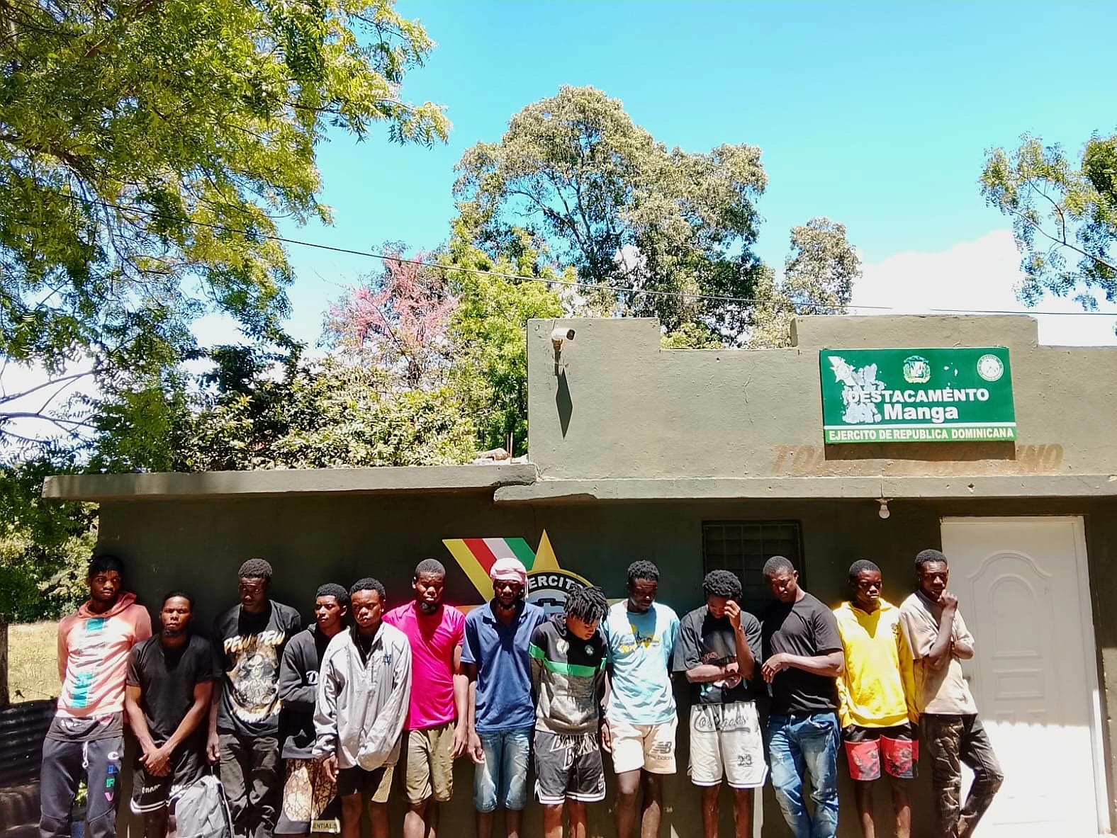 Ejército detiene a 69 haitianos indocumentados en diferentes zonas agrícolas de Montecristi - Noticias de hoy en República Dominicana | De Último Minuto