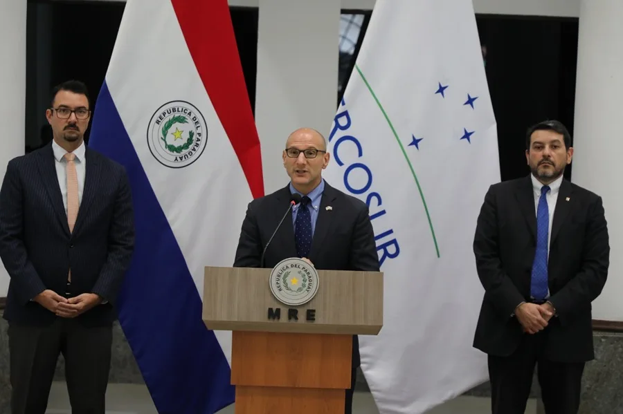 Paraguay recibirá un primer grupo de migrantes desde EE.UU. para ser repatriados a sus países