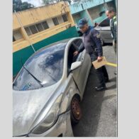 Policía Nacional recupera en Bonao vehículo robado en La Vega tras accidente de los presuntos responsables
