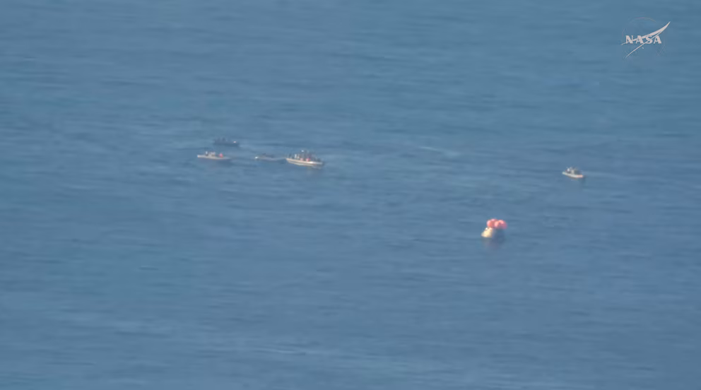 Misión Artemis II regresa con éxito a la Tierra y deja impactantes imágenes del amerizaje | 25 | Misión Artemis II regresa con éxito a la Tierra y deja impactantes imágenes del amerizaje - Noticias de hoy en República Dominicana | De Último Minuto