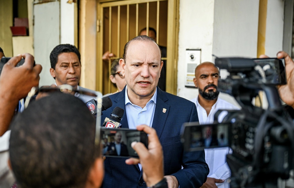 Alcalde Ulises Rodríguez respalda diálogo nacional ante impacto de crisis internacional - Noticias de hoy en República Dominicana | De Último Minuto