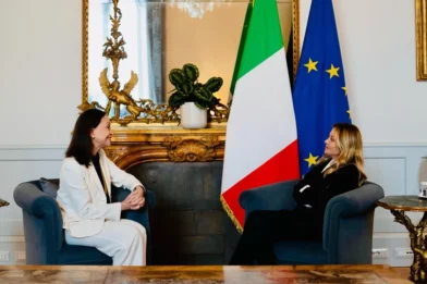 Meloni se reúne en Roma con la opositora venezolana María Corina Machado