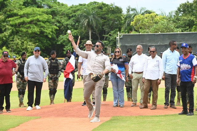 Fedom inaugura la Liga Juvenil Doble A dedicada a Nelson Cruz