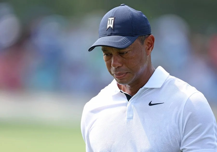 Nuevo video revela que Tiger Woods miraba su teléfono al momento del accidente en Florida - Noticias de hoy en República Dominicana | De Último Minuto