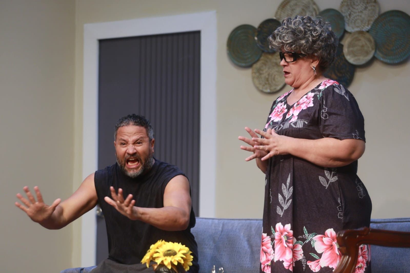 La Quinta Temporada de Teatro Banreservas cierra a sala llenacon “Mis tres suegras” y “Para subir al cielo” - Noticias de hoy en República Dominicana | De Último Minuto