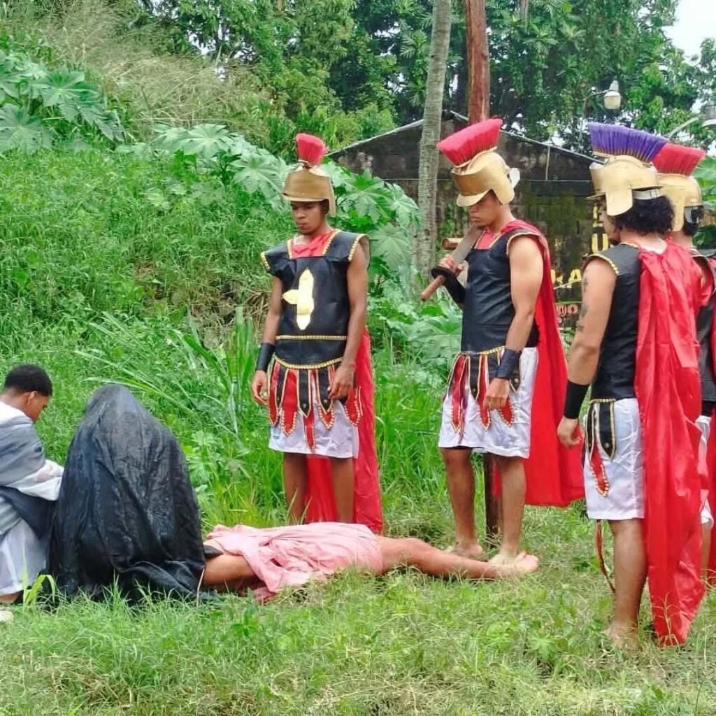 Conmovedora dramatización de la Pasión de Cristo impacta a fieles en Bonao - Noticias de hoy en República Dominicana | De Último Minuto