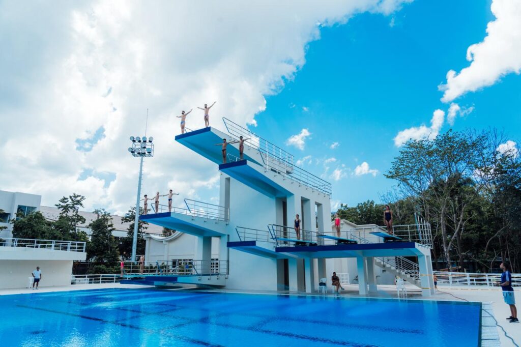 Ministro Ito Bisonó entrega Centro Acuático del Centro Olímpico y anuncia su certificación internacional | 15 | Ministro Ito Bisonó entrega Centro Acuático del Centro Olímpico y anuncia su certificación internacional - Noticias de hoy en República Dominicana | De Último Minuto