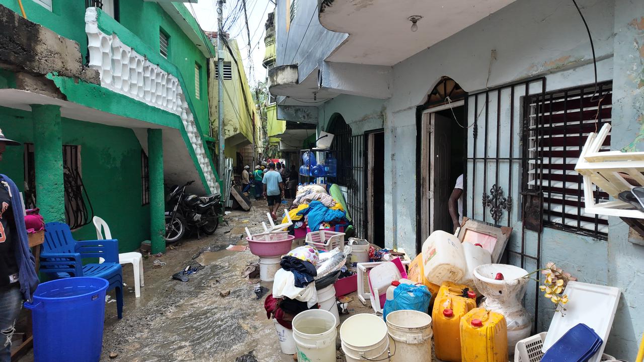 500 casas afectadas y sin pérdidas humanas tras desborde en La 800ta, según pte. junta de vecinos