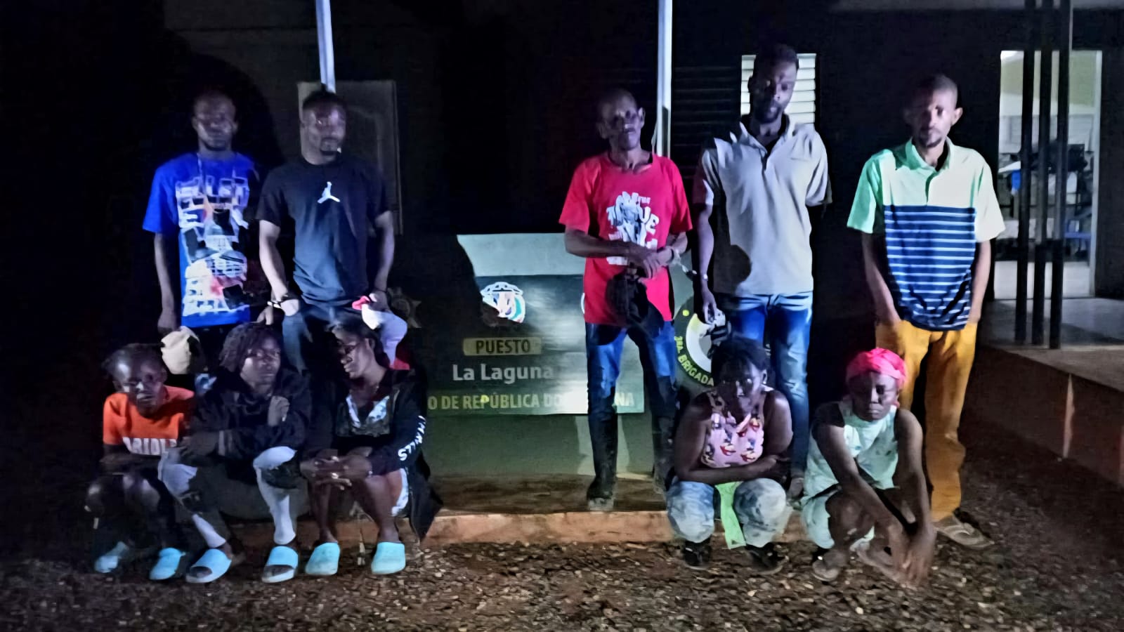 Ejército detiene 16 haitianos indocumentados en San Juan de la Maguana