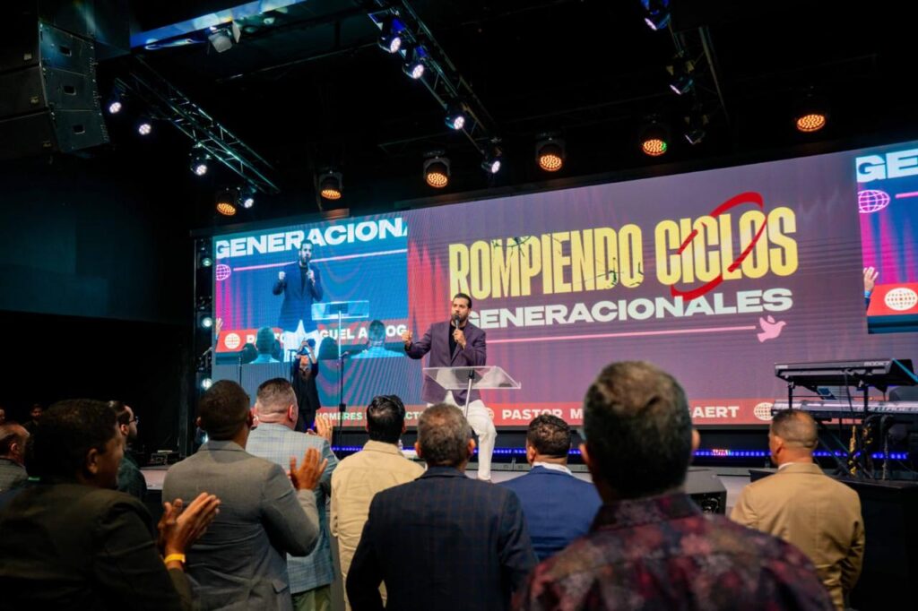 Más de 1,300 hombres participan en “Hombres de Impacto 2026” para fortalecer su rol en la sociedad - Noticias de hoy en República Dominicana | De Último Minuto