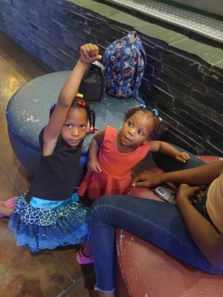 Esposo de mujer desaparecida con sus hijas en Los Alcarrizos mantiene búsqueda; PN continúa investigando | 1 | Esposo de mujer desaparecida con sus hijas en Los Alcarrizos mantiene búsqueda; PN continúa investigando - Noticias de hoy en República Dominicana | De Último Minuto