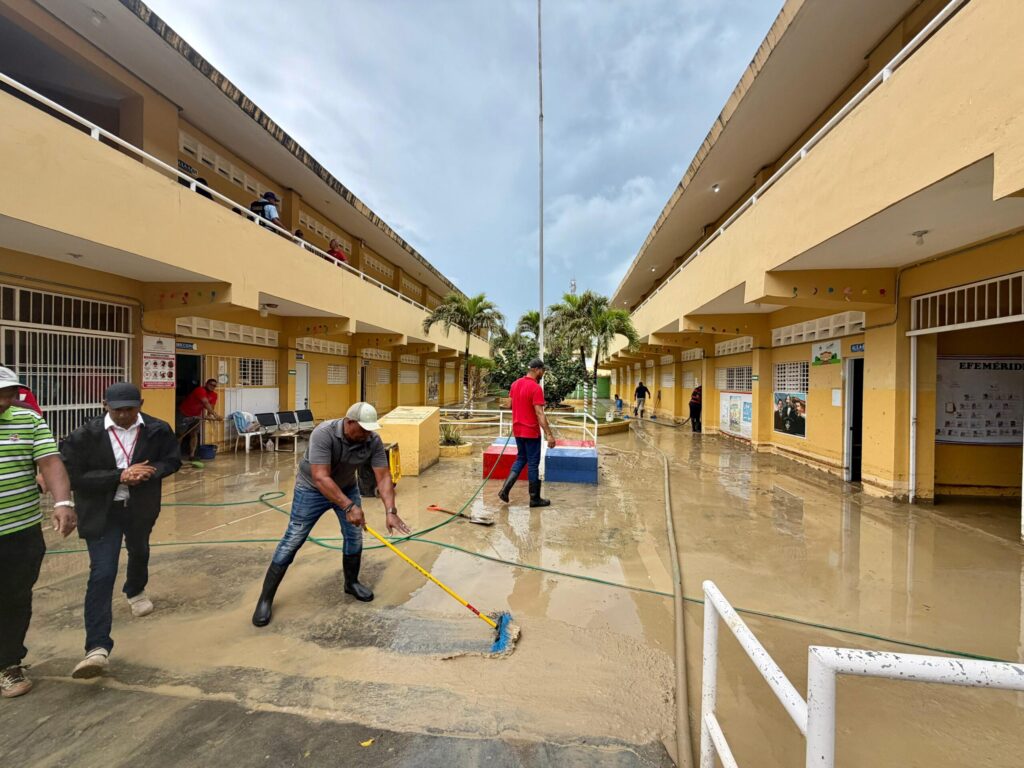 Infraestructura Escolar dispone rehabilitación inmediata de siete escuelas impactadas por inundaciones en Puerto Plata | 3 | Infraestructura Escolar dispone rehabilitación inmediata de siete escuelas impactadas por inundaciones en Puerto Plata - Noticias de hoy en República Dominicana | De Último Minuto