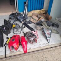 Desmantelan centro de acopio de motocicletas robadas en Santiago y recuperan vehículo sustraído