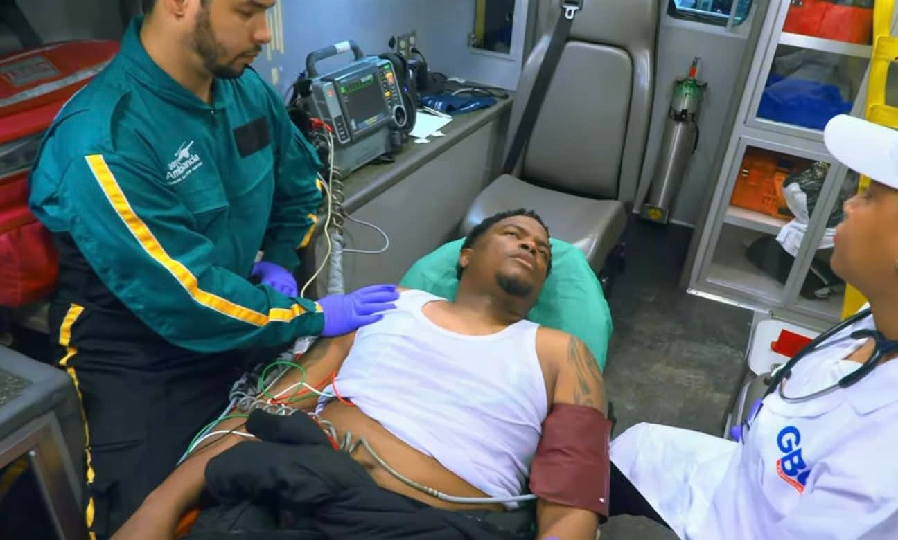Liguita se recupera tras impactante salto en “Planeta Alofoke”