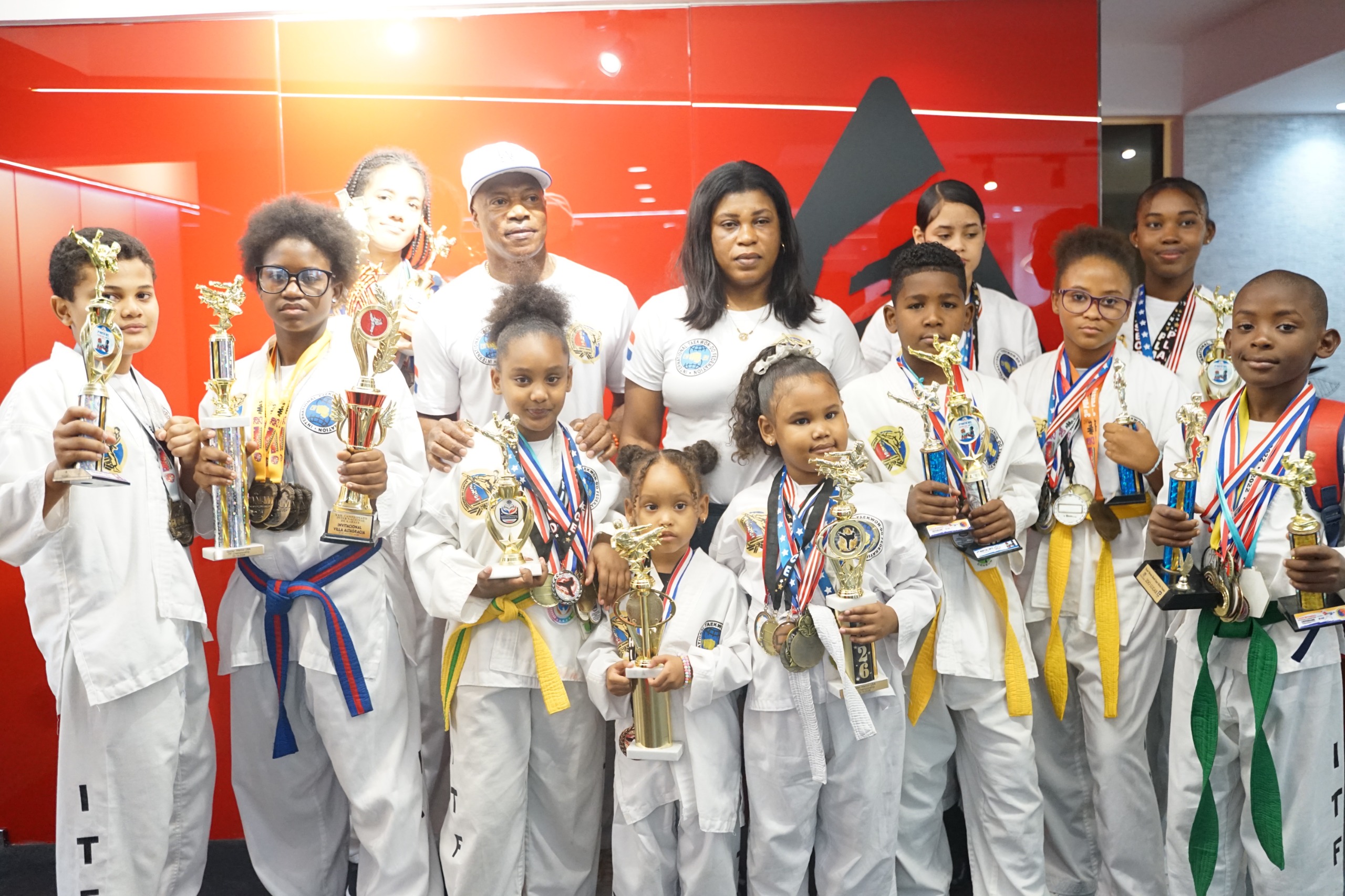 Escuela Ramona Rosario Taekwon_do Center pide apoyo para construir local y continuar formación de niños