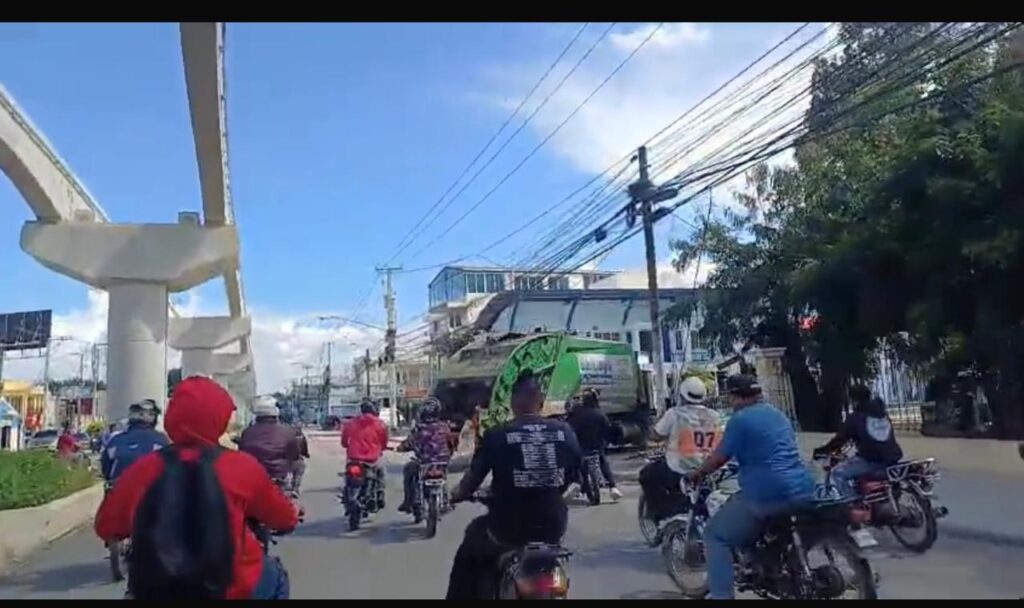 Chofer de camión es herido luego de persecución en Santiago - Noticias de hoy en República Dominicana | De Último Minuto