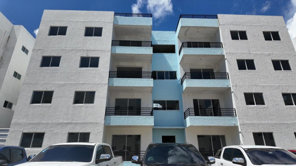 Gobierno entrega 144 apartamentos en Laderas del Este y reafirma impulso a la política habitacional en Guerra - Noticias de hoy en República Dominicana | De Último Minuto