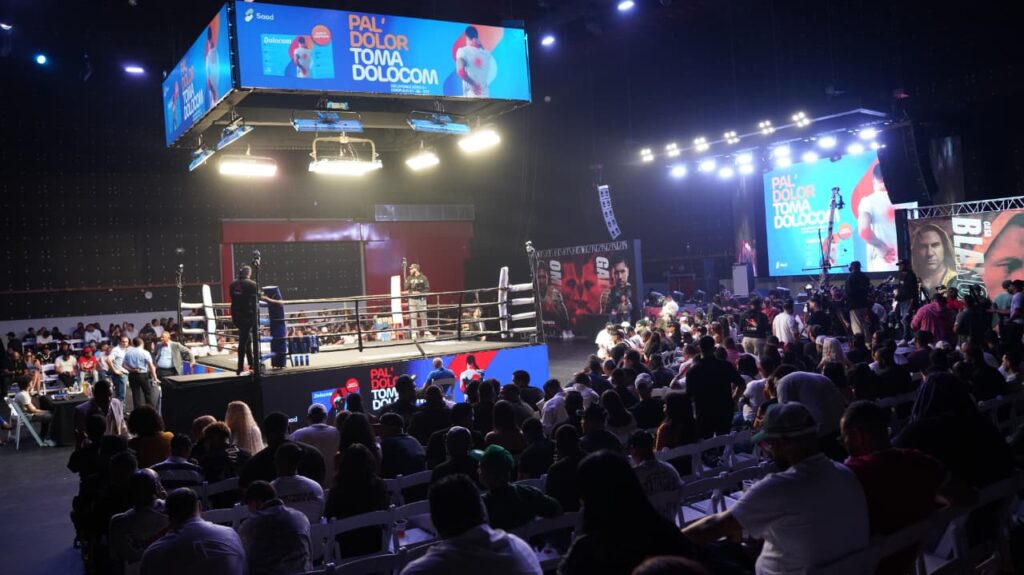 Impresionante montaje marca la noche de boxeo del Planeta Alofoke - Noticias de hoy en República Dominicana | De Último Minuto