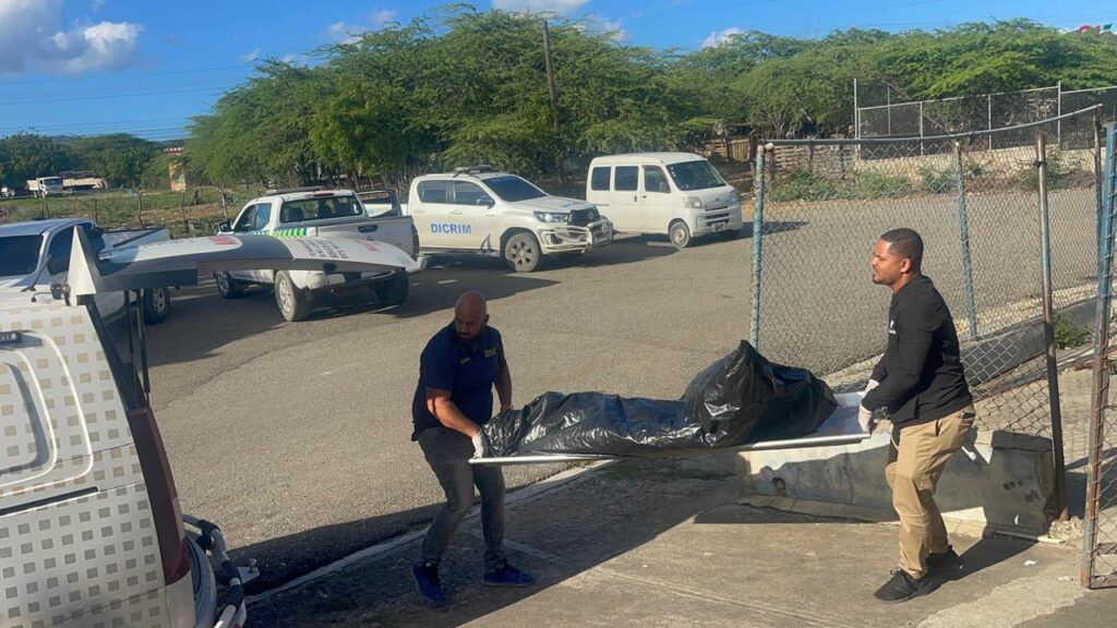 Hombre mata a otro de una estocada en Santiago tras discusión en edificio abandonado