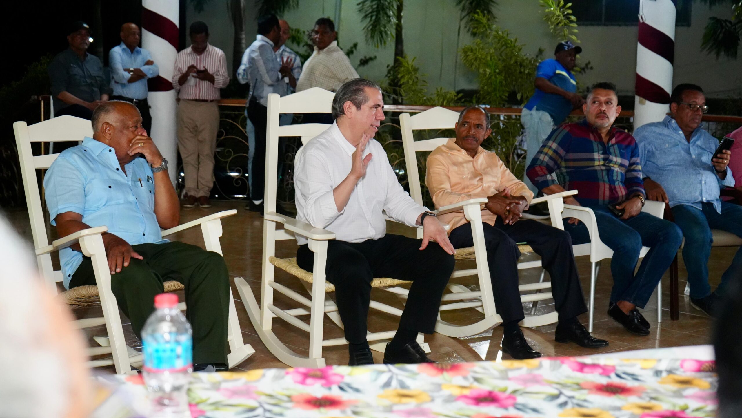 Francisco Javier pide atender reclamos de enfermeras