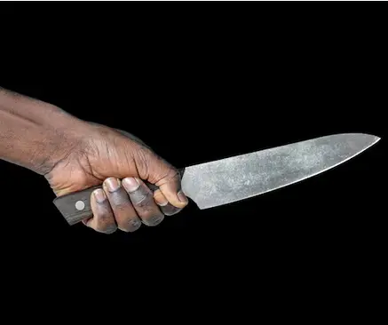 Hombre muere tras ser atacado con arma blanca en La Vega