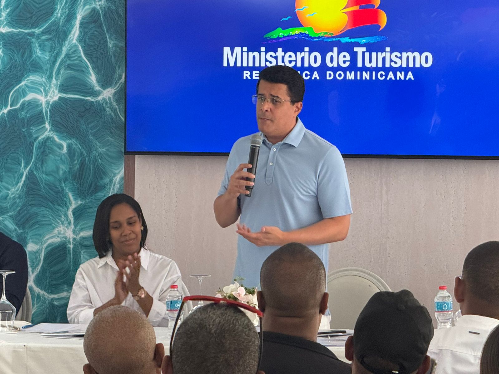Collado resalta inversión en el balneario Las Marías y apuesta por diversificar el turismo - Noticias de hoy en República Dominicana | De Último Minuto