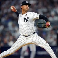 Gil domina y Stanton despierta en blanqueada de Yankees sobre Boston - Noticias de hoy en República Dominicana | De Último Minuto