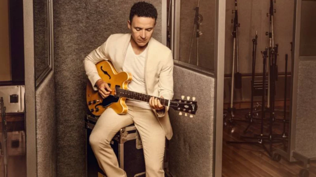 Fonseca «honra el tiempo» con un nuevo álbum fiel a su sonido «tropical con visos de pop» - Noticias de hoy en República Dominicana | De Último Minuto